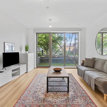 Centrally Located - Modern - 2Bed - 2Bath Apartment Londres Exterior foto